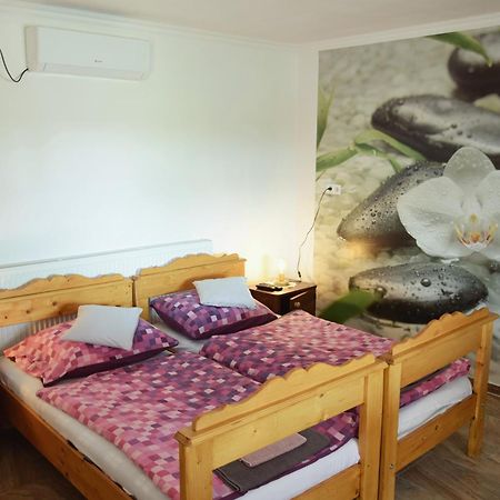 MarosleleAnna Apartman公寓 外观 照片
