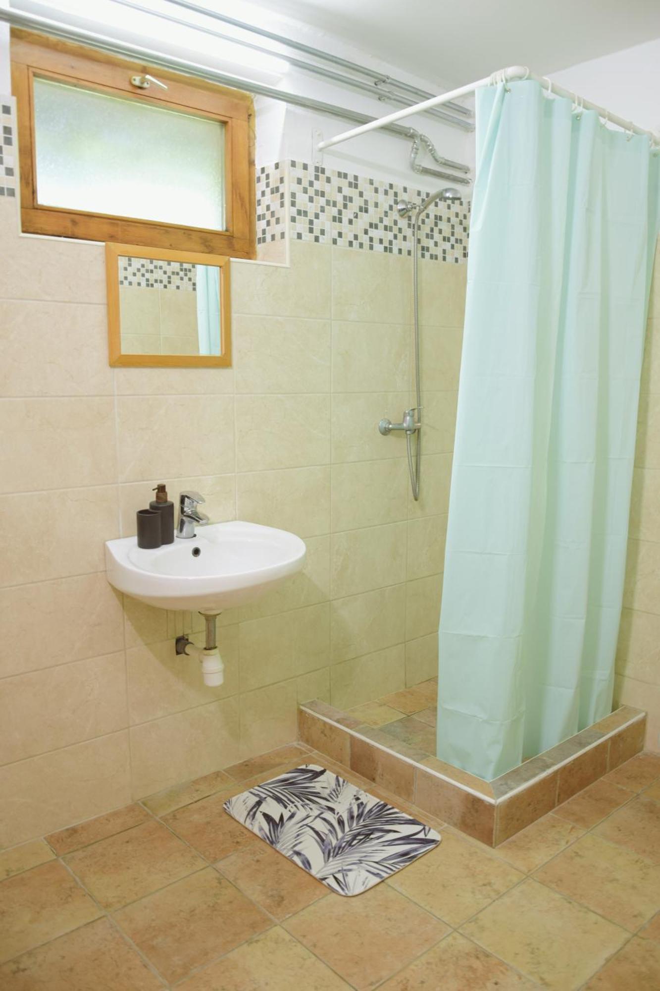 MarosleleAnna Apartman公寓 外观 照片