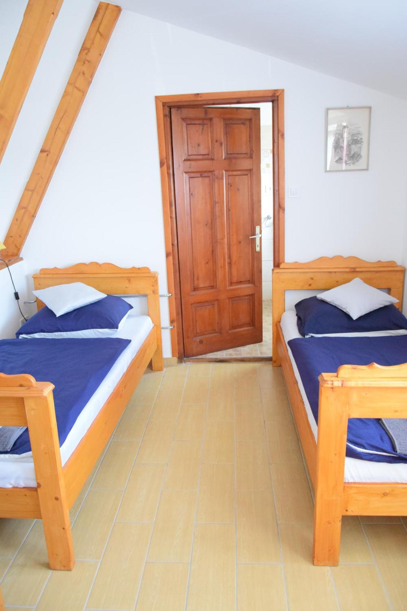 MarosleleAnna Apartman公寓 外观 照片